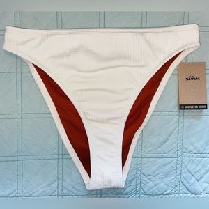 Nike bikini bottom (L)